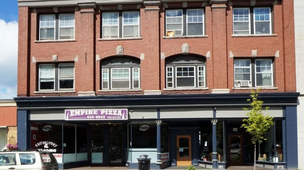 Whaling Properties sells 417 North, Teton Management Retains Property Management